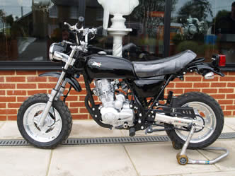APE 125 2